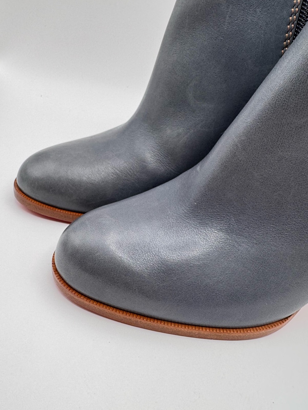 Christian Louboutin Janis Button Gray Leather Ankle Boots Red Sole size 37 calf - Picture 7 of 10